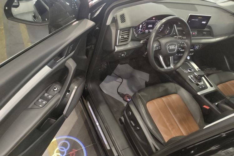 Used Audi Q5L 2020 Updated 40 TFSI Prestige Fashion Edition Driver Seat