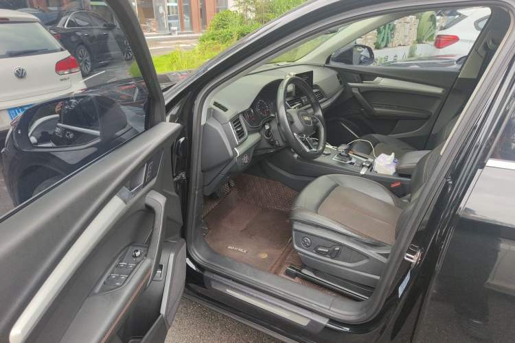 Used Audi Q5L 2020 Revised 40 TFSI Prestige Edition Driver Seat