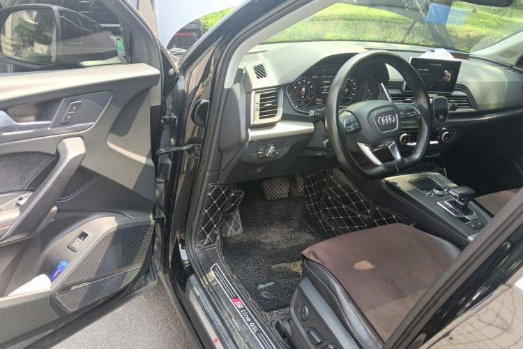 Used Audi Q5L 2020 45 TFSI Prestige Sport Edition Driver Seat