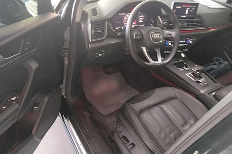 Used Audi Q5L 2020 Updated 40 TFSI Prestige Fashion Edition Driver Seat