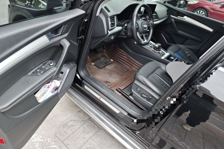Used Audi Q5L 2020 Updated 40 TFSI Prestige Fashion Edition Driver Seat