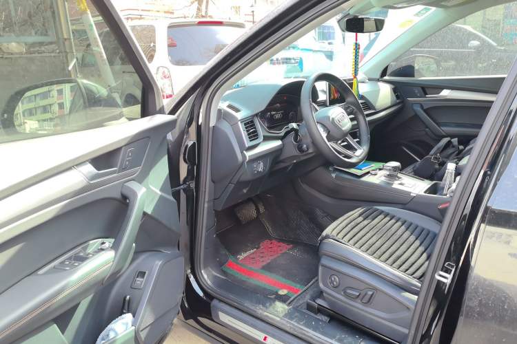 Used Audi Q5L 2020 45 TFSI Prestige Fashion Model Driver Seat