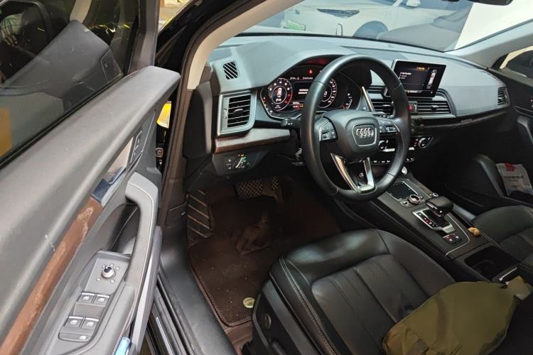 Used Audi Q5L 2020 45 TFSI Prestige Sport Edition Driver Seat