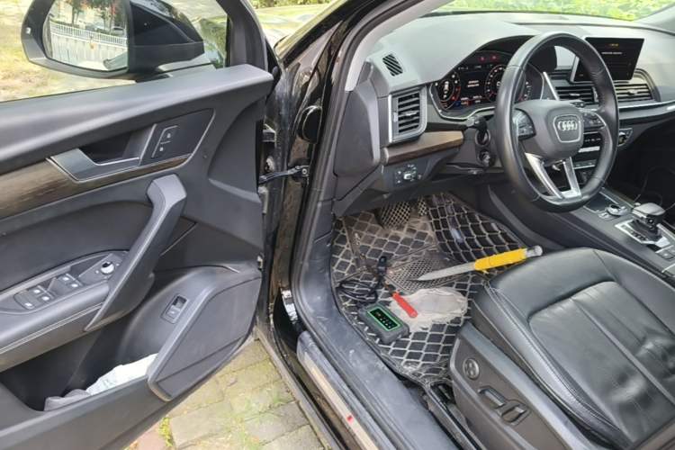 Used Audi Q5L 2020 Updated 40 TFSI Prestige Fashion Edition Driver Seat