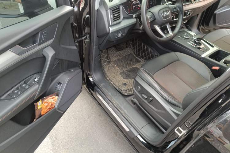 Used Audi Q5L 2020 Revised 40 TFSI Prestige Edition Driver Seat