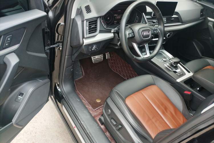 Used Audi Q5L 2020 Updated 40 TFSI Prestige Fashion Edition Driver Seat