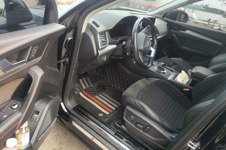 Used Audi Q5L 2020 45 TFSI Prestige Sport Edition Driver Seat