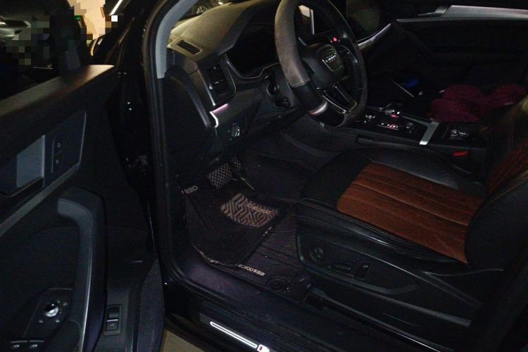 Used Audi Q5L 2020 Updated 40 TFSI Prestige Fashion Edition Driver Seat