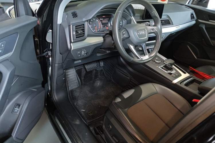 Used Audi Q5L 2020 40 TFSI Prestige Edition Driver Seat