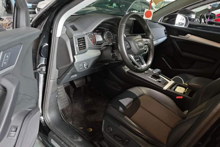 Used Audi Q5L 2020 40 TFSI Prestige Edition Driver Seat