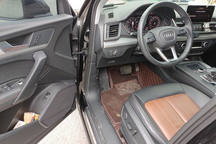 Used Audi Q5L 2020 Updated 40 TFSI Prestige Fashion Edition Driver Seat