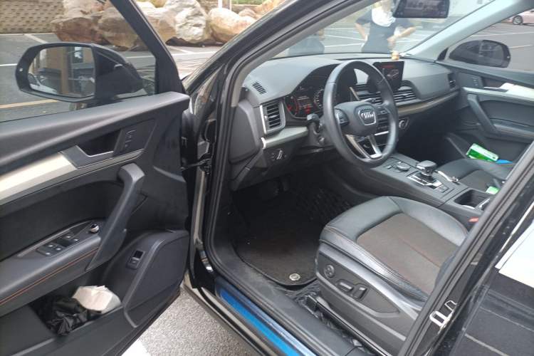 Used Audi Q5L 2020 40 TFSI Prestige Edition Driver Seat