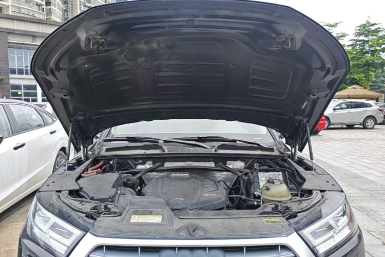 Used Audi Q5L 2020 40 TFSI Prestige Fashion Edition Engine Bay