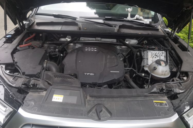 Used Audi Q5L 2020 Updated 40 TFSI Prestige Fashion Edition Engine Bay