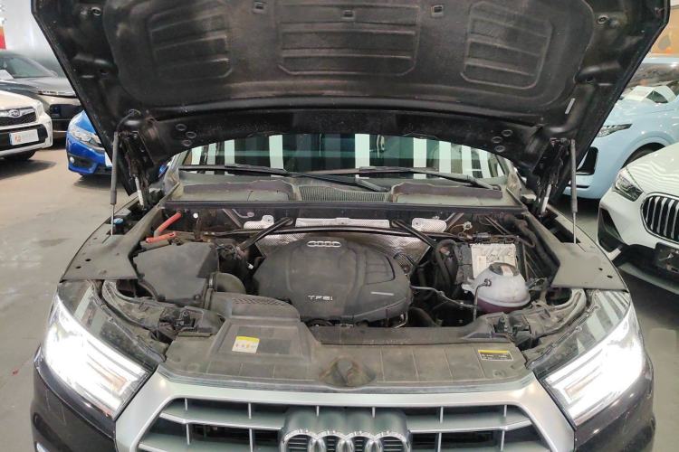 Used Audi Q5L 2020 Revised 40 TFSI Prestige Edition Engine Bay