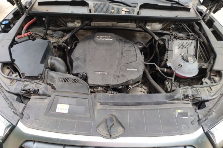 Used Audi Q5L 2020 Updated 40 TFSI Prestige Fashion Edition Engine Bay
