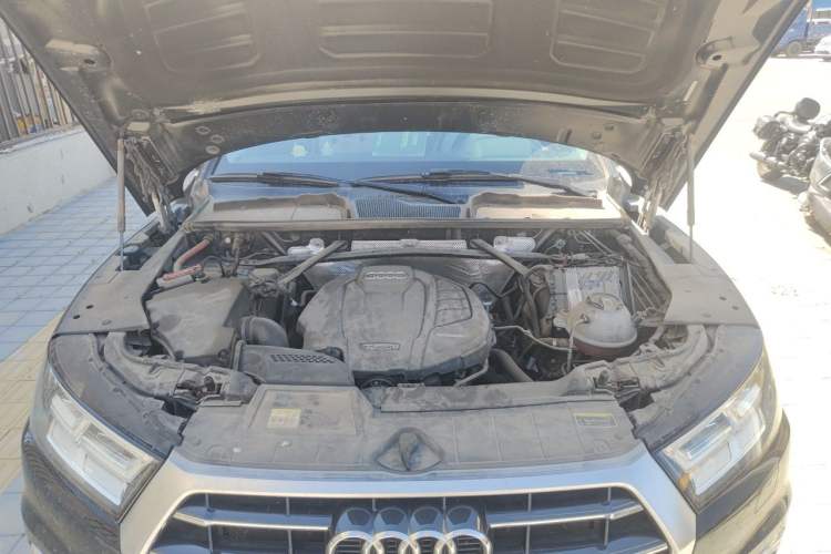 Used Audi Q5L 2020 45 TFSI Prestige Elegant Edition Engine Bay