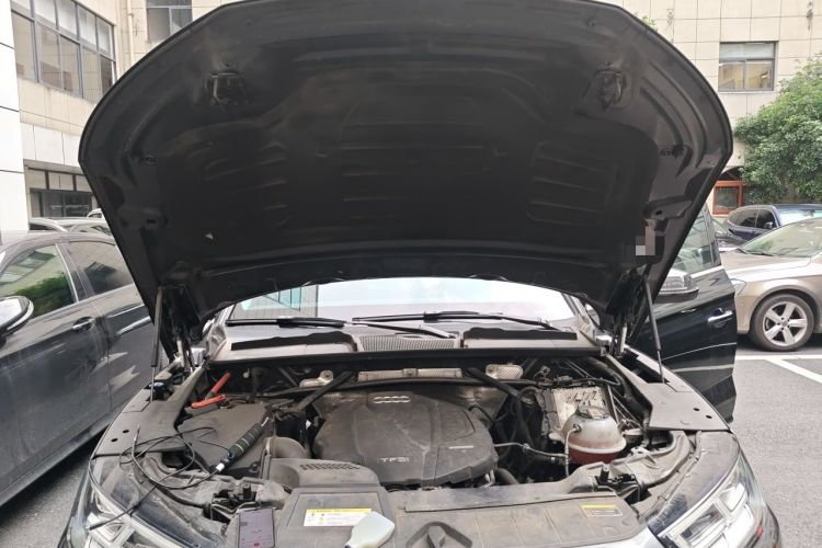 Used Audi Q5L 2020 45 TFSI Prestige Sport Edition Engine Bay