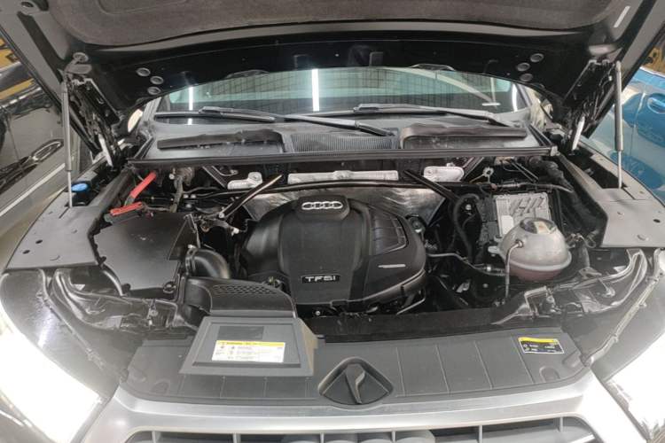 Used Audi Q5L 2020 45 TFSI Prestige Sport Edition Engine Bay