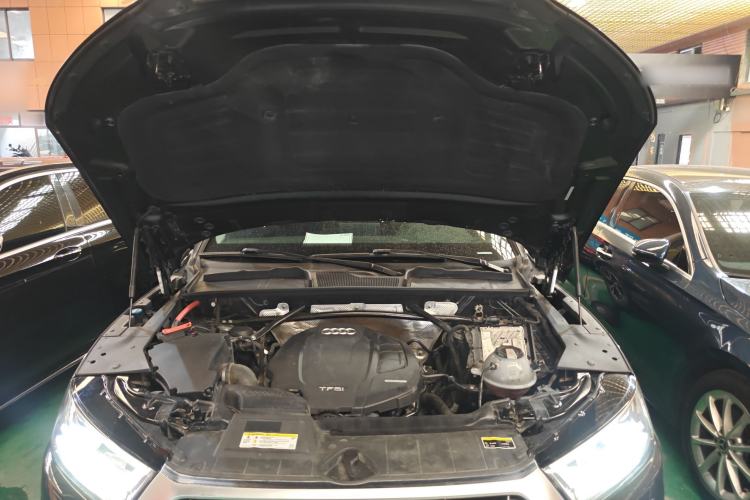 Used Audi Q5L 2020 40 TFSI Prestige Fashion Edition Engine Bay
