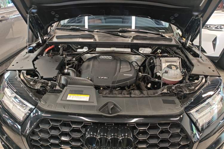 Used Audi Q5L 2020 40 TFSI Prestige Fashion Edition Engine Bay