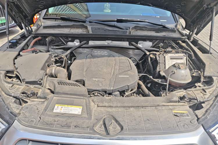 Used Audi Q5L 2020 40 TFSI Prestige Edition Engine Bay