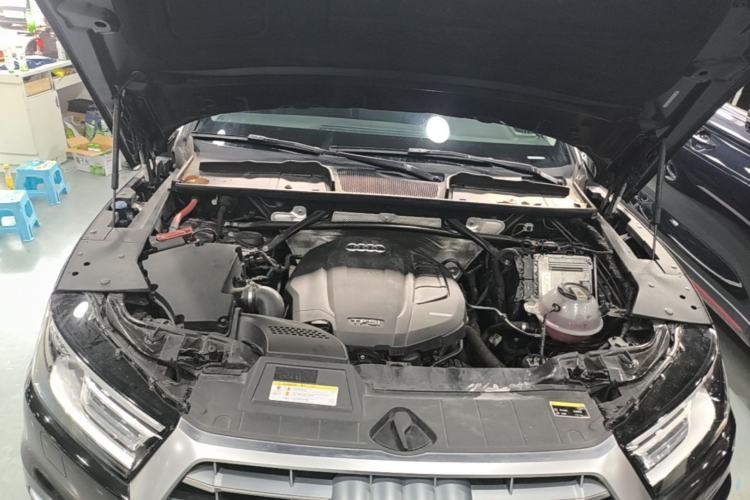 Used Audi Q5L 2020 40 TFSI Prestige Edition Engine Bay