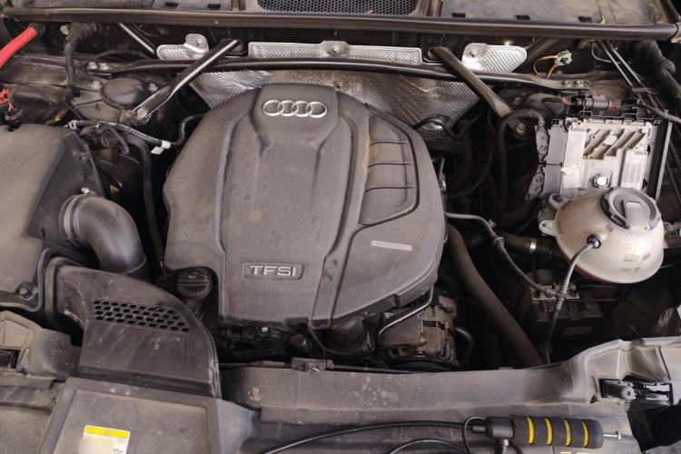Used Audi Q5L 2020 Updated 40 TFSI Prestige Fashion Edition Engine Bay