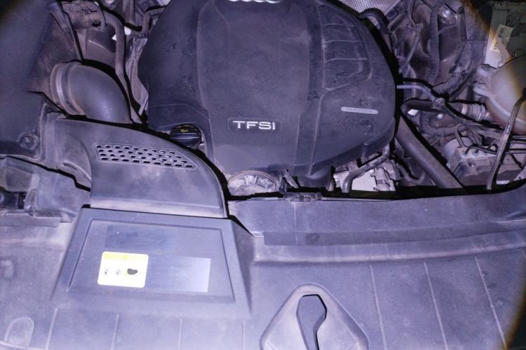 Used Audi Q5L 2020 Updated 40 TFSI Prestige Fashion Edition Engine Bay