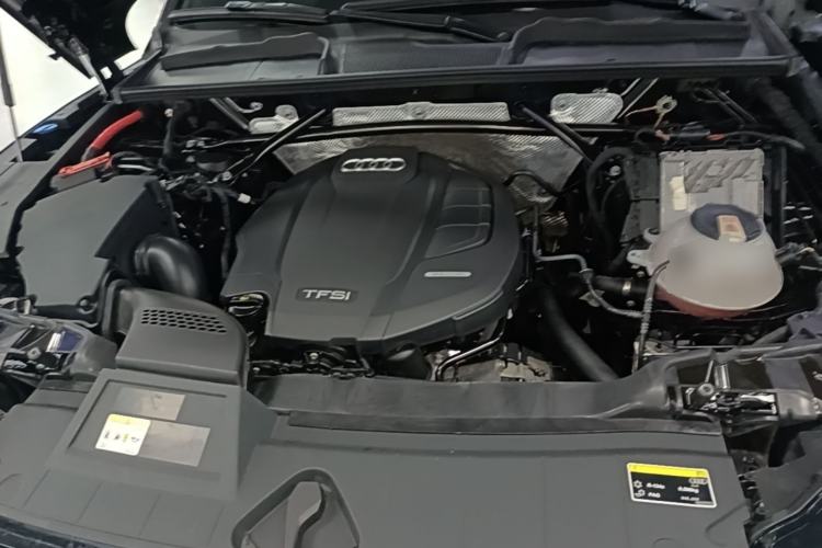 Used Audi Q5L 2020 Updated 40 TFSI Prestige Fashion Edition Engine Bay