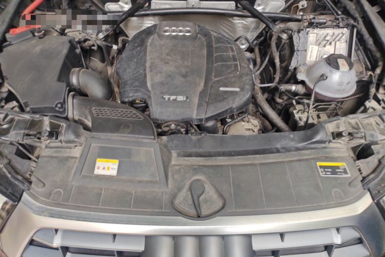 Used Audi Q5L 2020 Updated 40 TFSI Prestige Fashion Edition Engine Bay