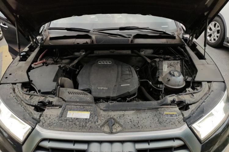 Used Audi Q5L 2020 Updated 40 TFSI Prestige Fashion Edition Engine Bay