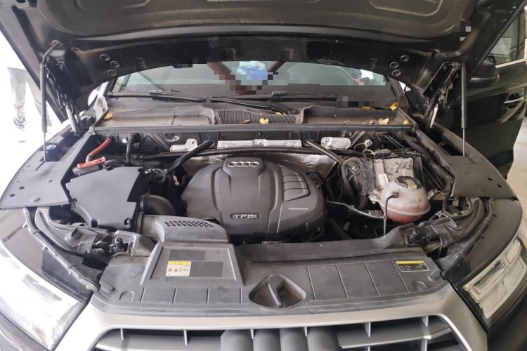 Used Audi Q5L 2020 Updated 40 TFSI Prestige Fashion Edition Engine Bay