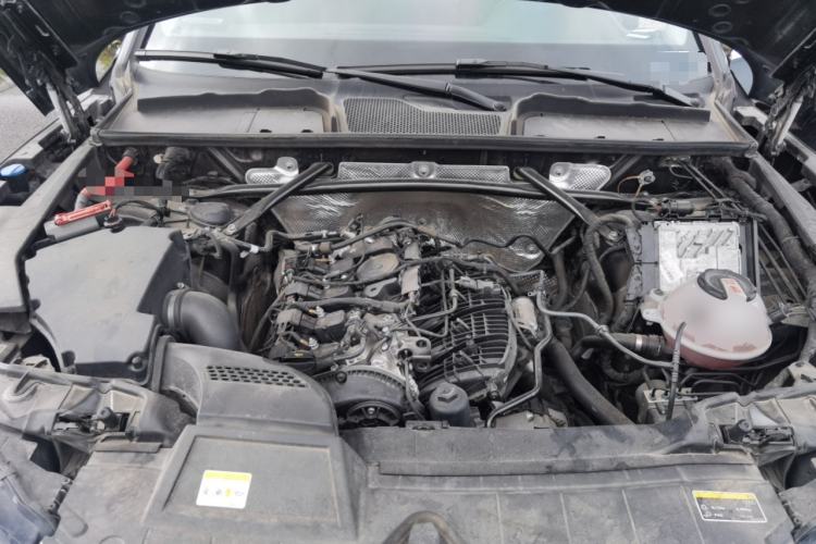 Used Audi Q5L 2020 45 TFSI Prestige Fashion Model Engine Bay