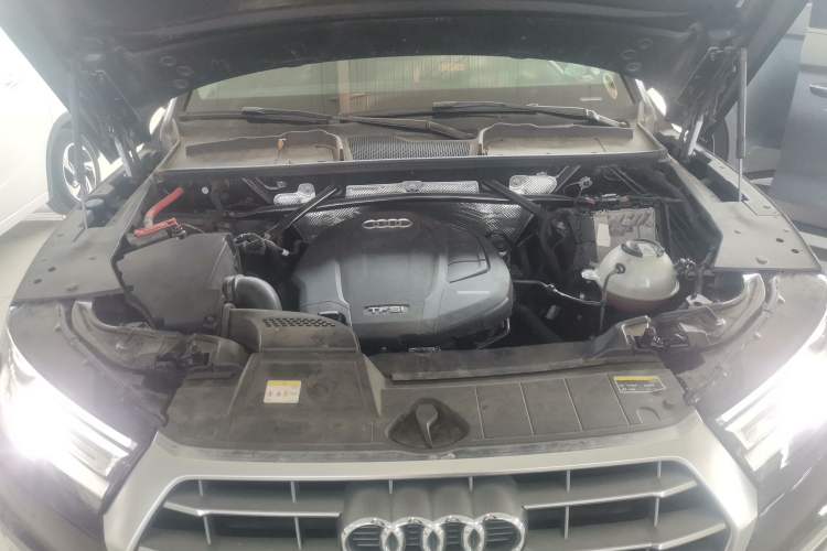 Used Audi Q5L 2020 Revised 40 TFSI Prestige Edition Engine Bay
