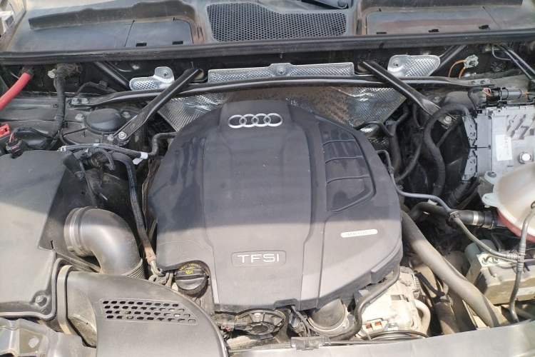 Used Audi Q5L 2020 40 TFSI Prestige Fashion Edition Engine Bay