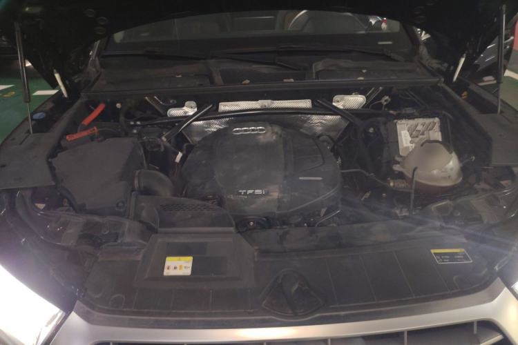 Used Audi Q5L 2020 Updated 40 TFSI Prestige Fashion Edition Engine Bay
