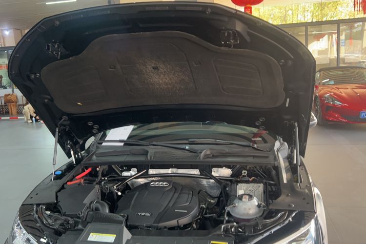 Used Audi Q5L 2020 40 TFSI Prestige Fashion Edition Engine Bay