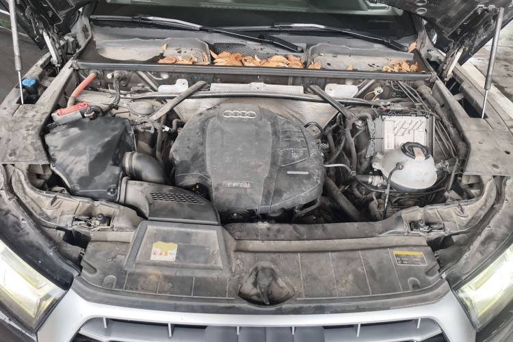 Used Audi Q5L 2020 Updated 40 TFSI Prestige Fashion Edition Engine Bay