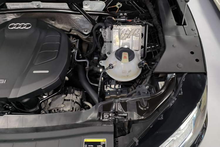 Used Audi Q5L 2020 Updated 40 TFSI Prestige Fashion Edition Engine Bay Left