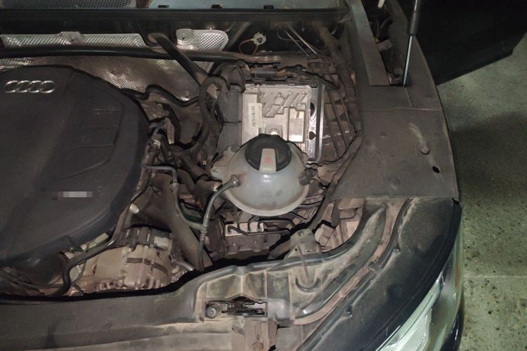 Used Audi Q5L 2020 Updated 40 TFSI Prestige Fashion Edition Engine Bay Left