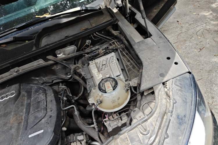 Used Audi Q5L 2020 Revised 40 TFSI Prestige Edition Engine Bay Left