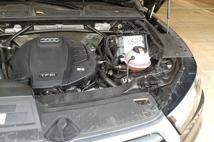 Used Audi Q5L 2020 45 TFSI Prestige Fashion Model Engine Bay Left