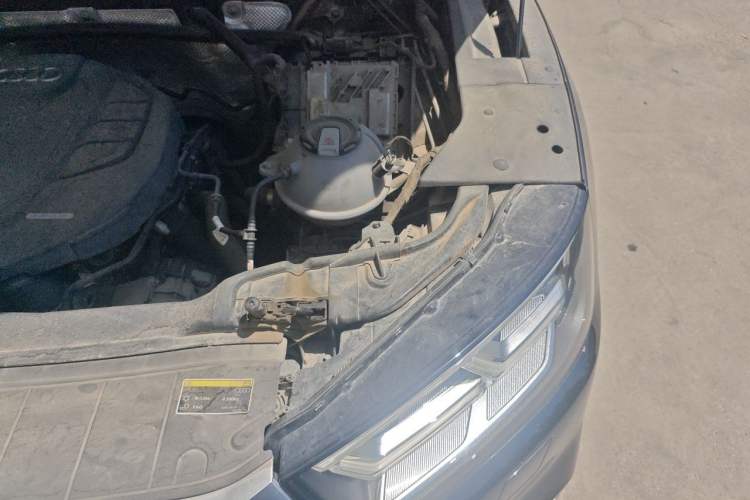 Used Audi Q5L 2020 45 TFSI Prestige Fashion Model Engine Bay Left