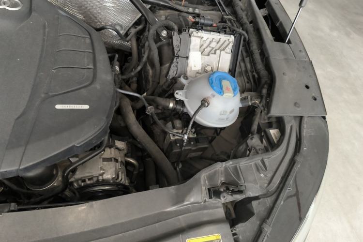 Used Audi Q5L 2020 45 TFSI Prestige Elegant Edition Engine Bay Left