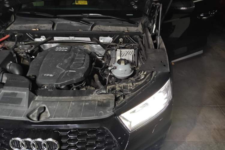 Used Audi Q5L 2020 45 TFSI Prestige Elegant Edition Engine Bay Left