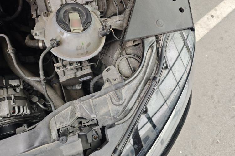 Used Audi Q5L 2020 40 TFSI Prestige Edition Engine Bay Left