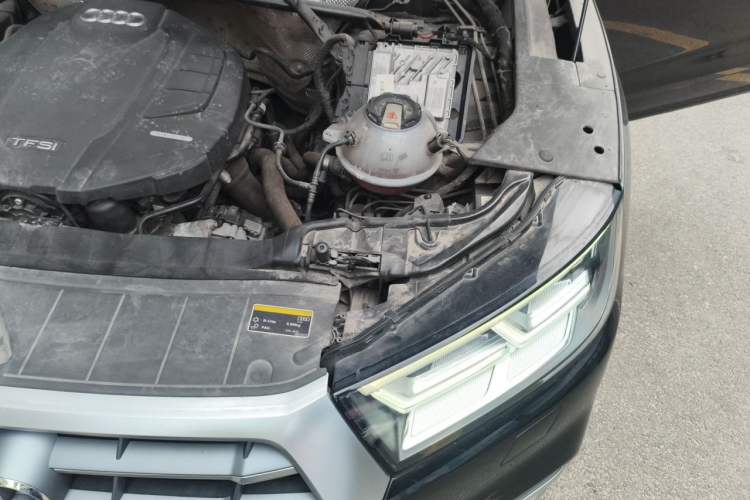 Used Audi Q5L 2020 45 TFSI Prestige Fashion Model Engine Bay Left