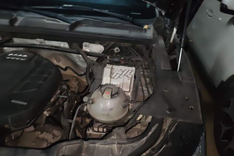 Used Audi Q5L 2020 40 TFSI Prestige Edition Engine Bay Left