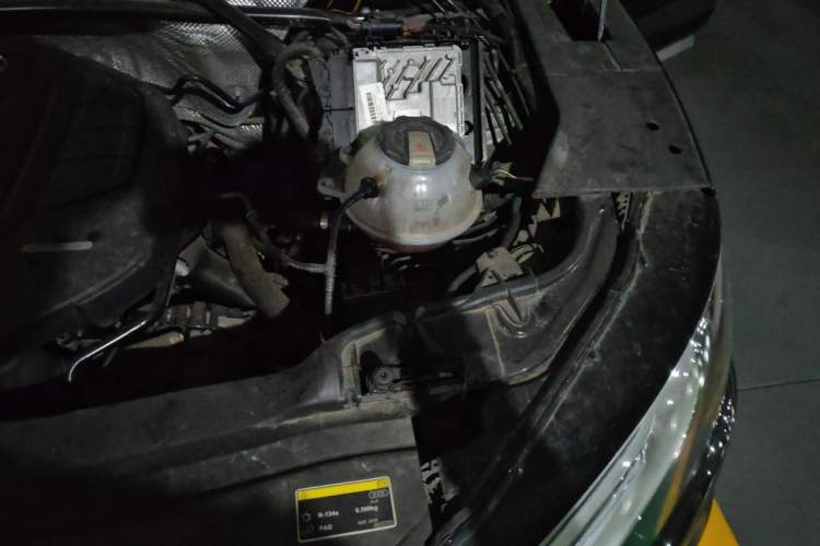 Used Audi Q5L 2020 Revised 40 TFSI Prestige Edition Engine Bay Left